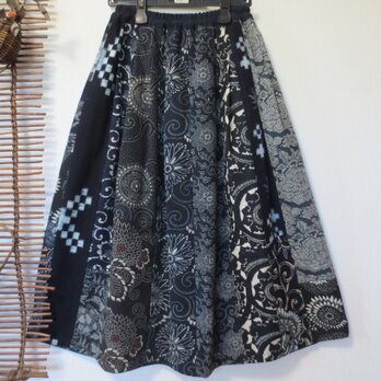 古布リメイク　型染タックギャザースカート　古布　藍染　久留米絣　型染　着物リメイク　大人スカートの画像