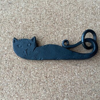 ねこたん　猫のキーホルダー（黒：鉄黒焼き）Hの画像