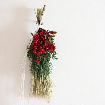 【予約注文】稲穂と松のお正月飾り(南天）の画像