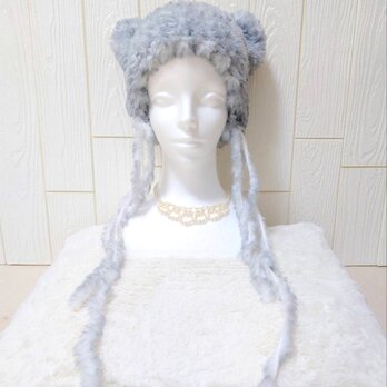 キャットヤーンで編んだふわふわ猫耳ニット帽〈ロシアンブルー〉の画像
