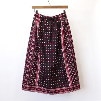 伝統柄のギャザースカート（カンガスカート）鮮やかな色彩 サッシュベルト付きの画像