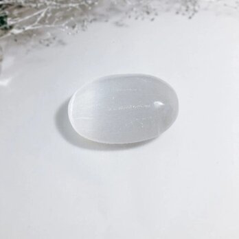 【月光浴・瞑想のお供に】セレナイトソープ　浄化済 Selenite Soapの画像