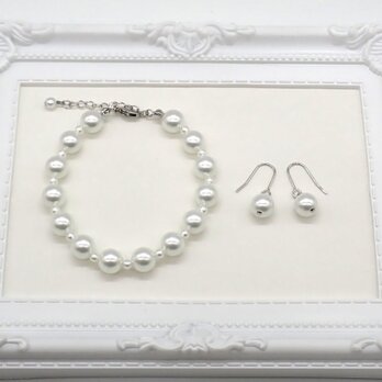 パールアクセサリーセット②　２点セット【ブレスレット・ピアス／イヤリング】
