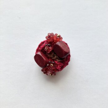 ちいさなブローチ集　　秋冬赤色　Red colorの画像
