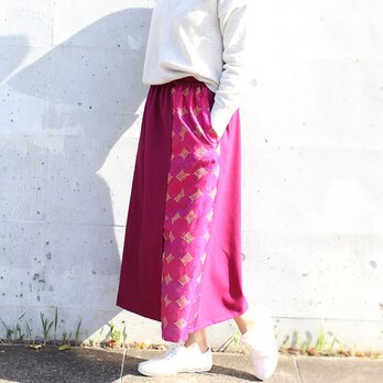 カンタ刺繍シルクとウールのスリットコンビスカート【マゼンタピンクA】の画像