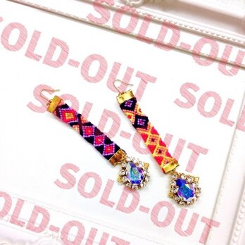 SOLDOUTミサンガピアス【クリスタルAB】