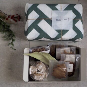 ■12/20発送■hiraliてぬぐいで包んだ,ヴィーガンクッキーBOX【クリスマスギフトセット】の画像