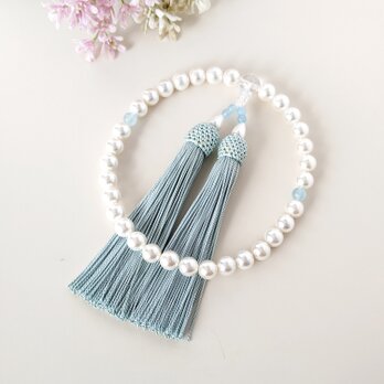 【女性用/主玉8mm】貝パールとパステルカラーの数珠・略式念珠/正絹藍白房の画像