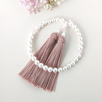 【女性用/主玉8mm】貝パールとパステルカラーの数珠・略式念珠/正絹灰桜房の画像