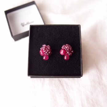 【天然石刺繍／ピアス】 Ruby × Tourmaline × Rubellite × Garnet Earringsの画像