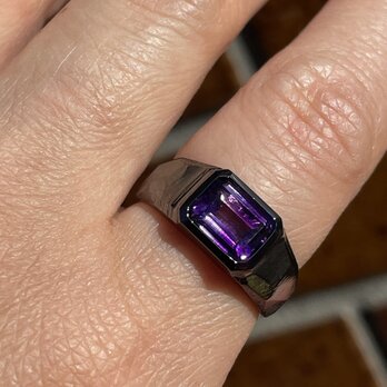 アメシスト　オクタゴンカット　ＢＫ印台　シルバーSV925リングの画像