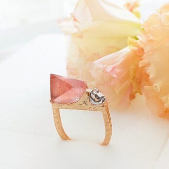ストロベリークォーツとハーキマーダイヤモンドのリング　ピンクゴールドの画像