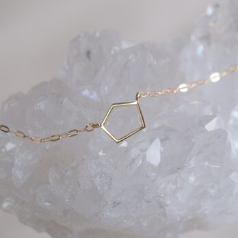K18YG fimmtungur necklace：変形五角形　透かしネックレス　18金ゴールドの画像