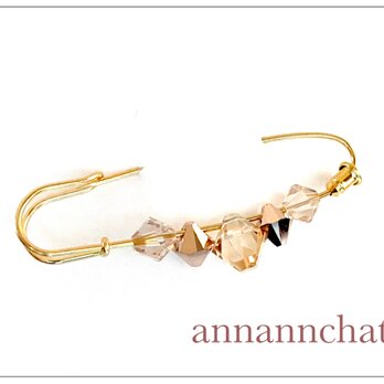 【オーストリア製　スワロフスキ―　揺れる　三色　ゴールデンシャドウ・ローズゴールド・シルク　ブローチピン】胸元の調節にも