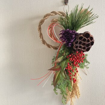 稲藁二連お正月〆縄飾り  ~菊と蓮の実の画像