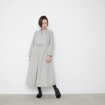 Dola`s onepiece / light grayの画像