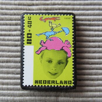 オランダ　切手ブローチ　9223の画像