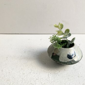 緑ピンク43　花瓶　一輪挿しの画像