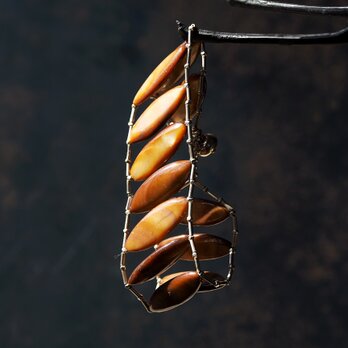 Ladder bracelet 'marquise shell'の画像