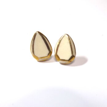 金彩jewel cut  pierce／earring (pairshape 白）の画像