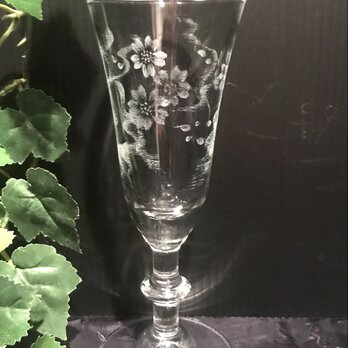 和・桜のリキュールグラス〜手彫りガラス〜の画像