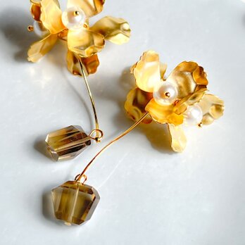 Flower & Smoky Quartz & Swarovski Pearl Pierced Earrings103の画像