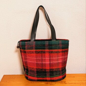 手織り裂織トートバッグ (赤黒グリーン、綿とシルク)の画像
