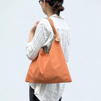 オオカミ少年ミニ：オレンジ（KONBU　撥水加工ナイロン素材ワンショルダーバッグ）　受注製作の画像