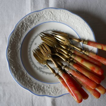 マーブルオレンジ　デザートフォーク　フランスアンティーク　ブロカントのある暮らしの画像