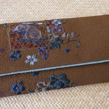 刺繍のお懐紙入れ（横長・弐）の画像