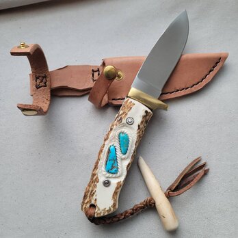 鹿の角 キングマンターコイズのフルタングナイフの画像