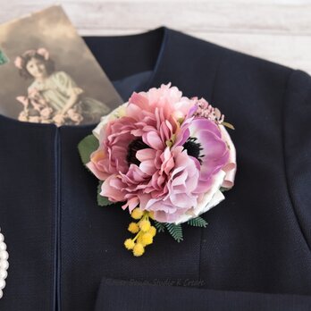 卒業式・入学式に♡モーブピンクのダリアと桜のコサージュ　コサージュ　結婚式　フォーマル　卒業式　入学式　結婚式　箱入りの画像