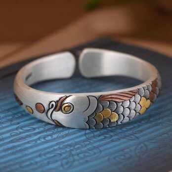 純銀製の鯉バングル - 和風デザインで手元を華やかにB061の画像