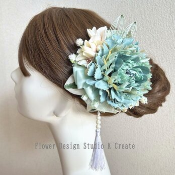 成人式・卒業袴に♡ミントグリンのピオニーのヘアクリップ　ゴールド　リボン　ミント　ピオニー　発表会　袴　髪飾り　卒業式　浴衣