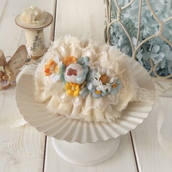 ドール用レースと染め花のスモールヘッドドレス(MLフリー・小バラ・オフホワイト&ライトブルー)の画像