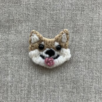 柴犬（お顔）＊ブローチの画像