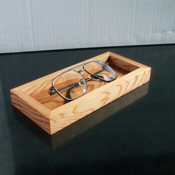 ●屋久杉　無垢　木製　メガネ置きトレイ　ペントレイ　小物置き　K２３７の画像