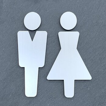 【送料無料】Silverカラートイレ男女サインプレート【Bタイプ】toilet サイン お手洗い 男トイレ 女トイレの画像