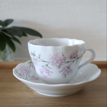 八重桜のカップ&ソーサーの画像