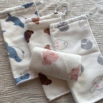 （首ゴムタイプ）くまエプロン　タオルエプロン　タオルエプロン　おりこうエプロンの画像