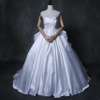 高品質！ウエディングドレス 取り外し ふっくら柔らかなバックリボン プリンセスライン 結婚式の画像