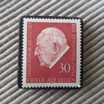 ドイツ　切手ブローチ9338の画像