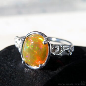エチオピア オパール リング / Orange Ethiopian Opal Ringの画像