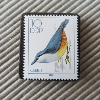 ドイツ　鳥切手ブローチ9347の画像