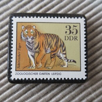 ドイツ　動物切手ブローチ9358の画像