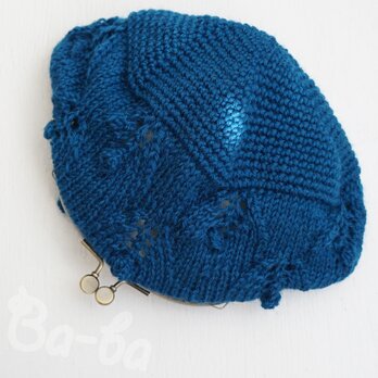 ばあば作、さらに大きめ・透かし編みのたっぷりがま口（fleur bleue・C1718)の画像