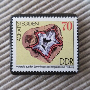 ドイツ　鉱物切手ブローチ9373の画像