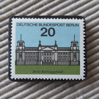 ドイツ　建築切手ブローチ9417の画像