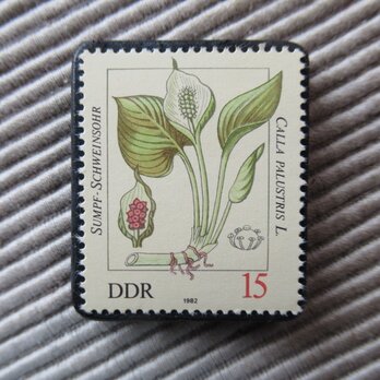 ドイツ　植物切手ブローチ9419の画像