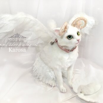エンジェルシープキャット ホワイトウィングキャット 白猫 首輪 ドレス 羽 ねこじゃらし 羊毛フェルト アートドールの画像